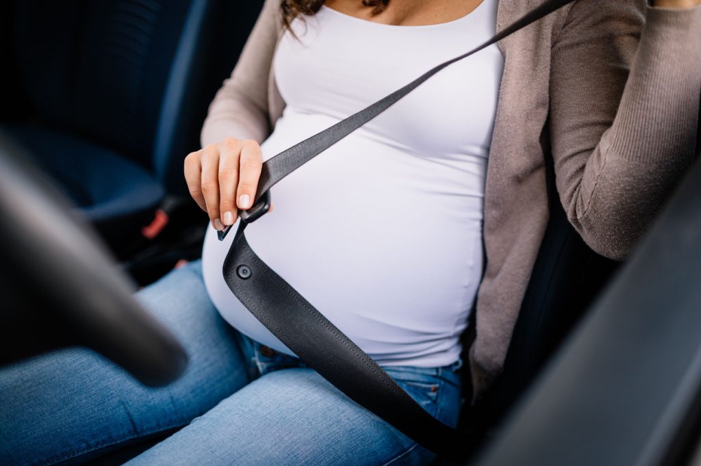 Seat belt during outlet pregnancy